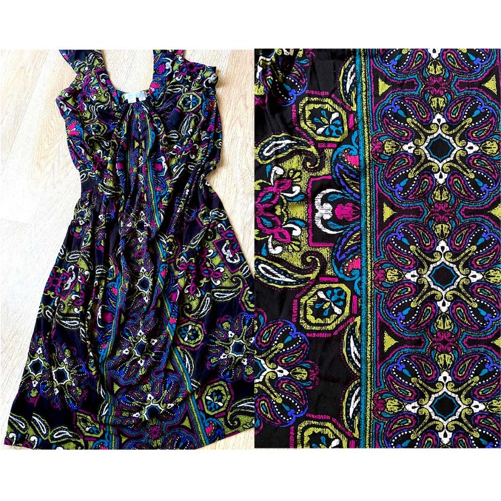 OMG! Sexy Flattering Flowing Colorful Print Dress